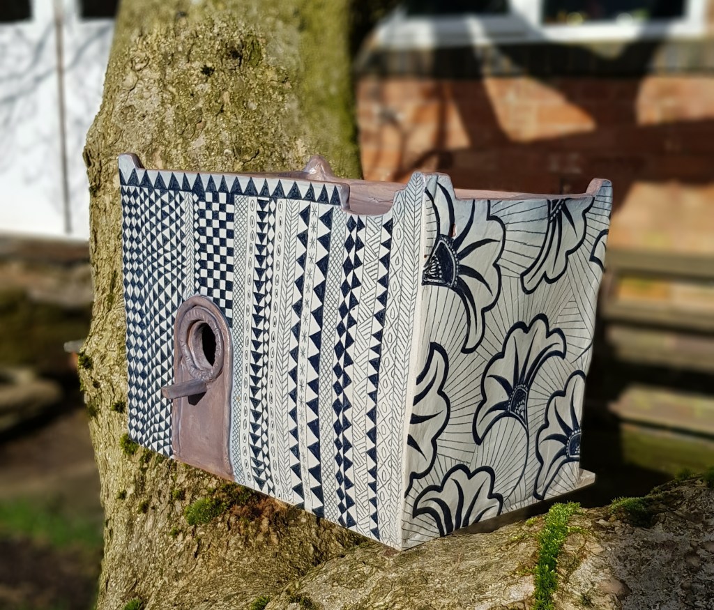 Image of Karen's Burkina Faso bird house