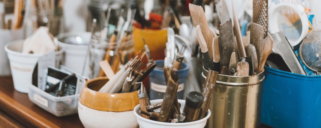 Image of pottery tools. Photo from Jade Scarlato